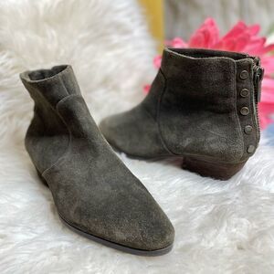 Vince Camuto Cinza Suede Ankle Boots Olive 8
